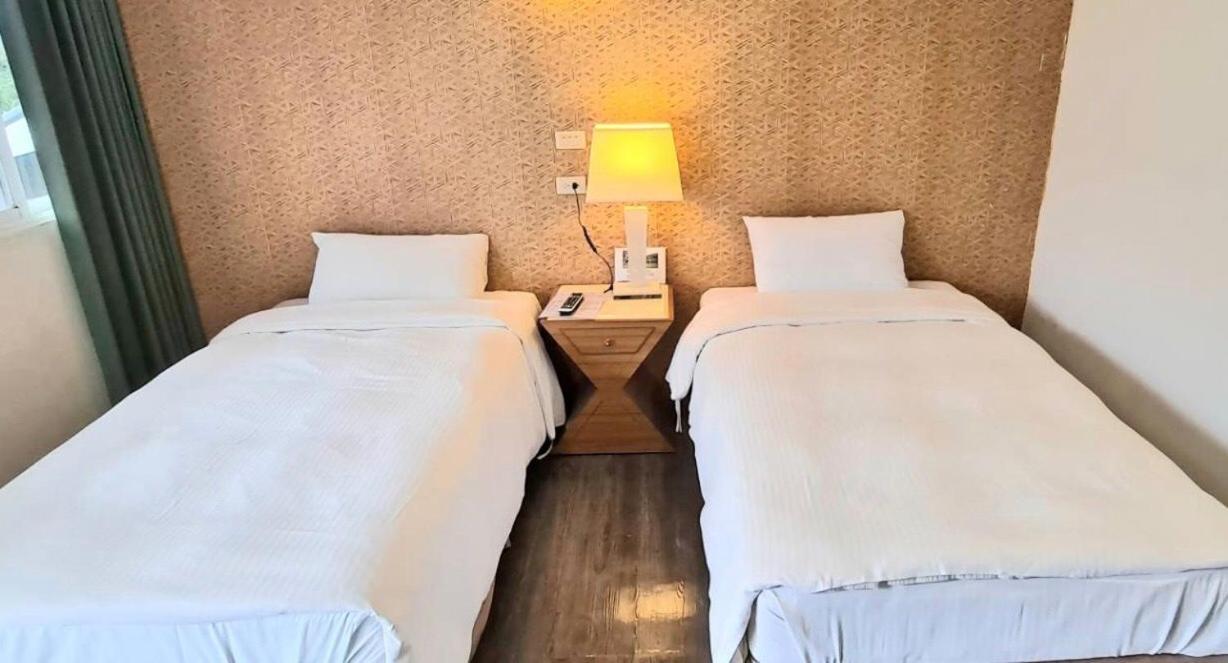 Jinhue Hotel Луйе Экстерьер фото