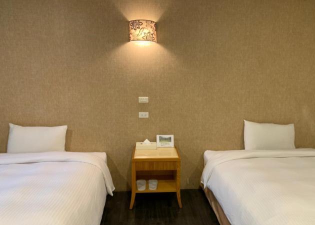 Jinhue Hotel Луйе Экстерьер фото