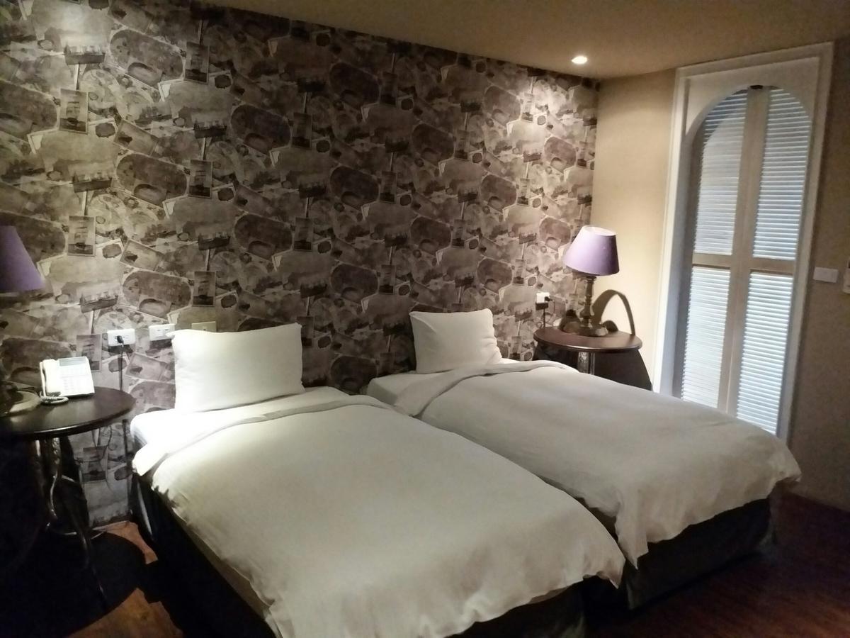 Jinhue Hotel Луйе Экстерьер фото