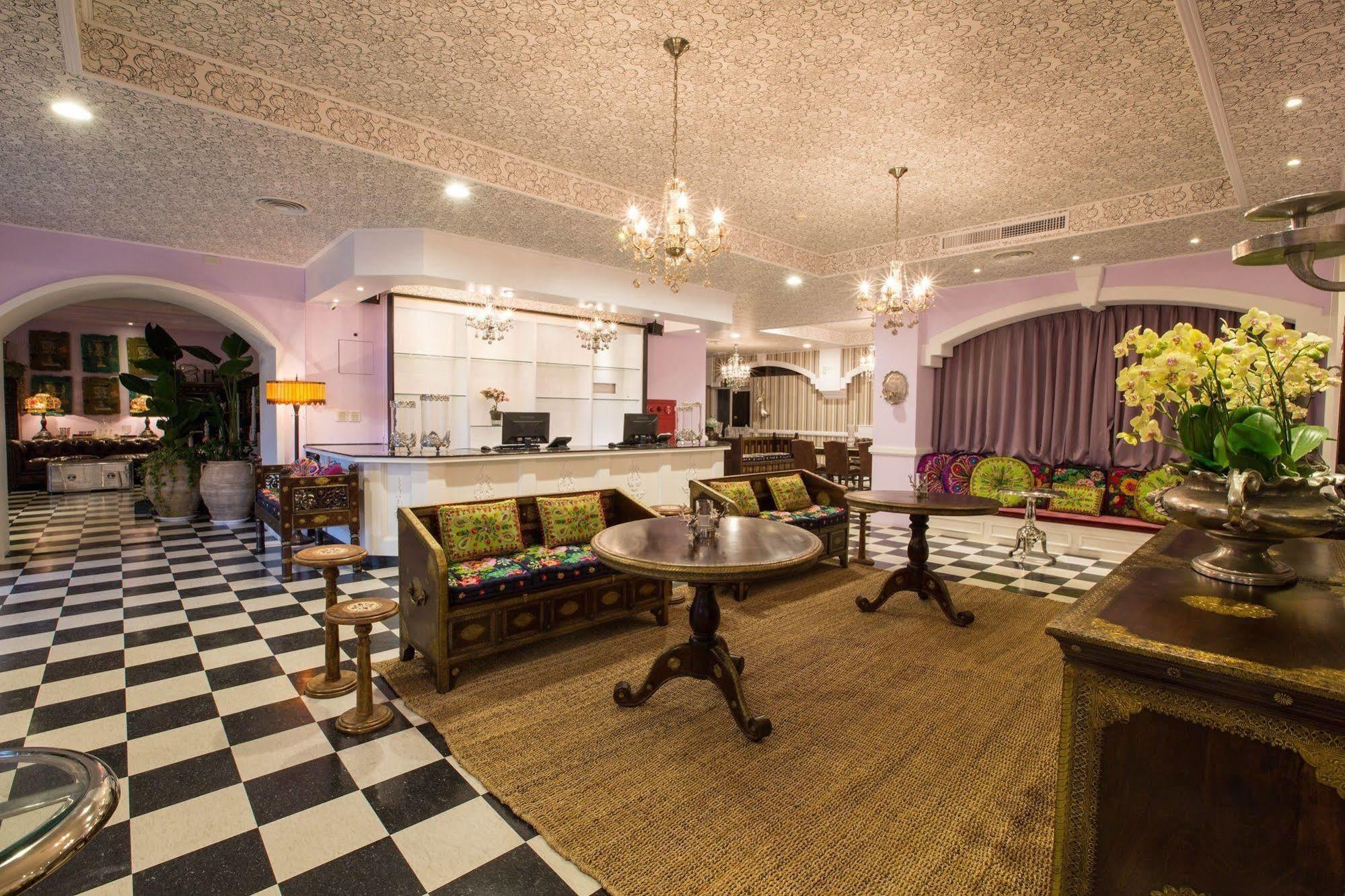Jinhue Hotel Луйе Экстерьер фото