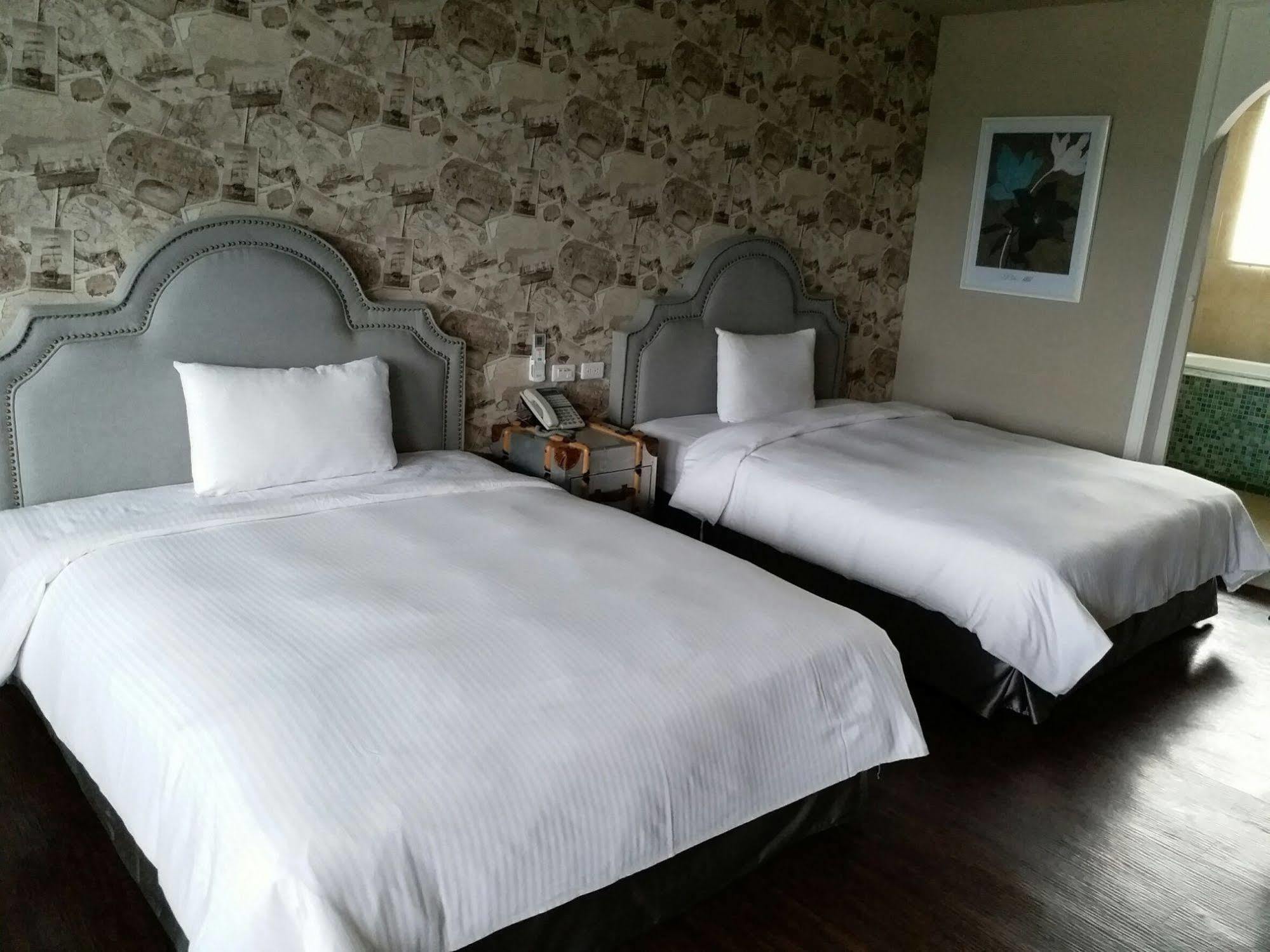 Jinhue Hotel Луйе Экстерьер фото